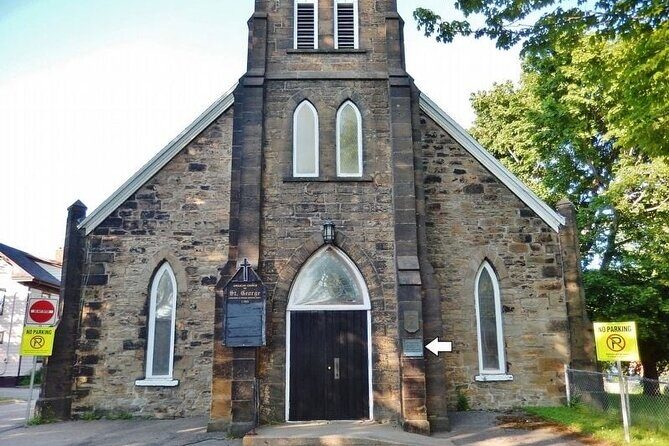 Sydney's Story: From Downtown to Coastline - Who Will Benefit Most from This Tour?