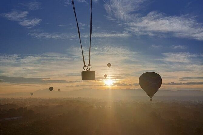 Teotihuacan Balloon flight, breakfast and transportation. - Authenticity and Value