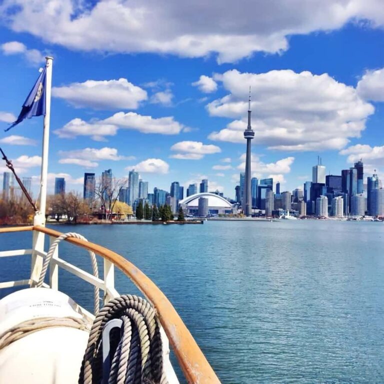 Toronto: Downtown Walking Tour with Optional Cruise - The Sum Up