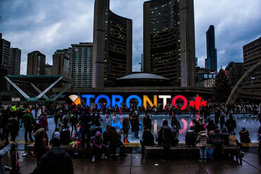 Toronto: Stopover city tour with transfers. - Why This Tour Is a Good Choice