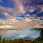 Toronto To Niagara Falls Day and Evening Tour With Boat and Wine - An In-Depth Look at the Toronto to Niagara Falls Tour