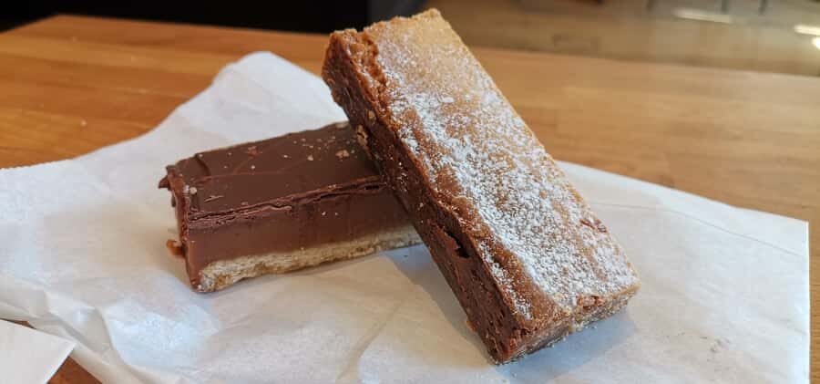 Vancouver: 6 Tastings Food Tour with Sushi, Poutine & More - Who Will Love This Tour?