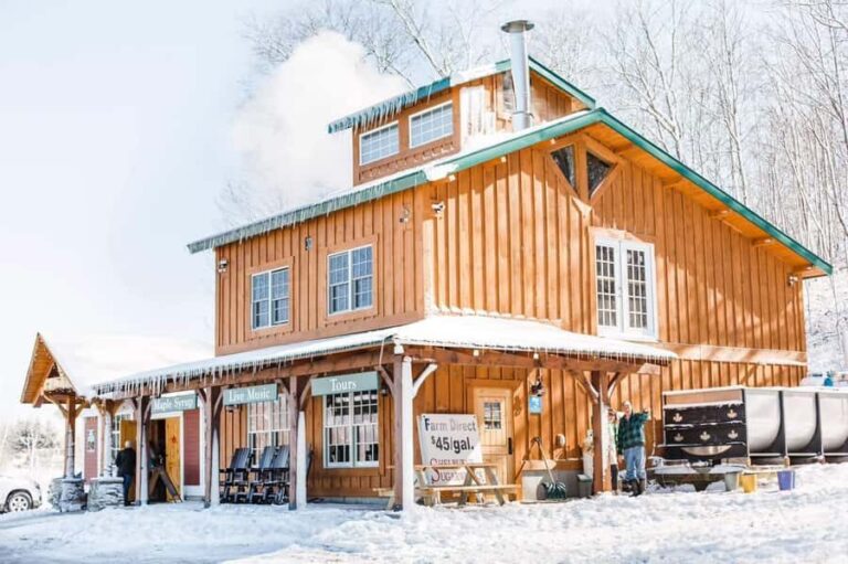 Vermont: Shelburne Sugarworks Tour with Tasting - Exploring the Vermont Maple World