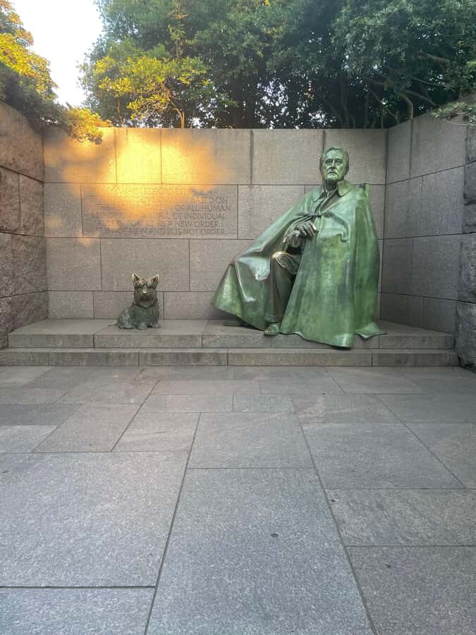 Washington, DC: Small Group Tour with Driver/Guide and Water - What the Tour Includes and What to Expect