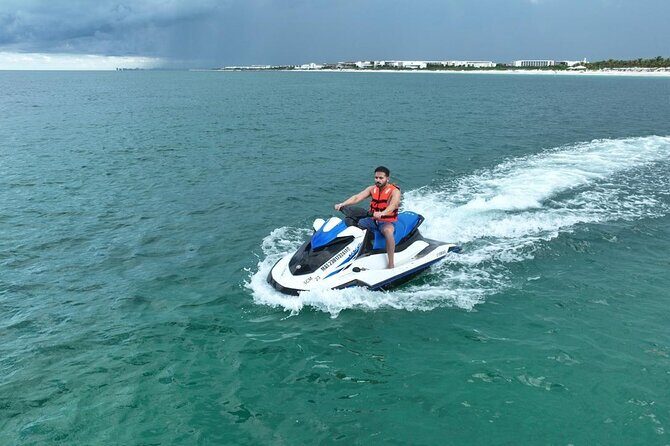 Wave Runner Rentals in Cancún Explore the Waves - Detailed Breakdown of the Experience