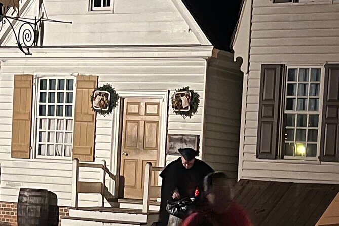 Williamsburgs Spirits of Christmas Past - Who Will Love This Tour?