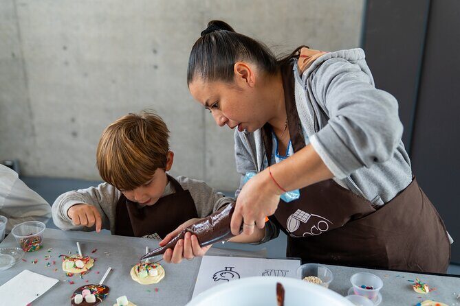 Workshop To Create Your Own Chocolate Bars - A Deep Dive into the Chocolate Workshop Experience