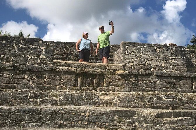 A trip to Altun Ha Maya Ruins and Cave Tubing the underworld - The Transportation and Group Size