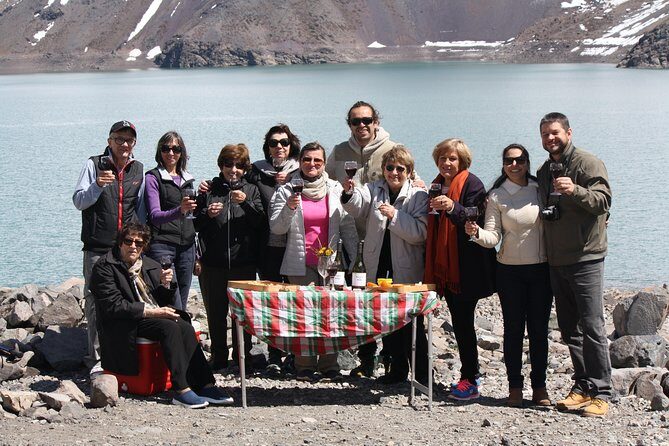 Andes Day Lagoon - Embalse del Yeso, Cajón del Maipo. - In-Depth Look at the Andes Day Lagoon Tour