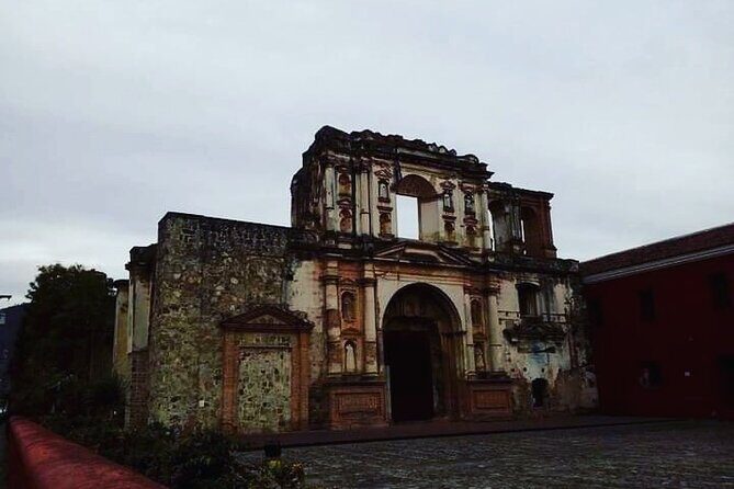 Antigua Private Cultural Walking Tour - Detailed Breakdown of the Itinerary