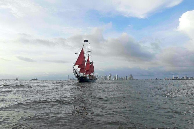 Cartagena, CO: Sunset Skyline Bay Tour on a Pirate Boat + Drinks - Who Will Love This Experience?