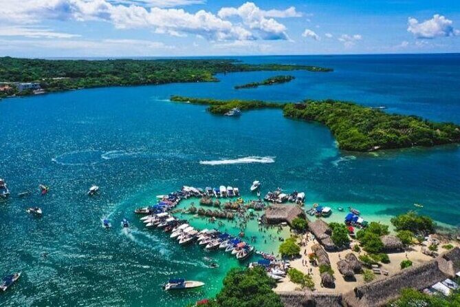Cholon The party island, with DJ on board - Who Should Book This Tour?