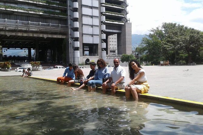 City tour, Commune 13, Metro Cable, Botero Park and more. Private - Exploring Medellín: A detailed guide to your private city tour