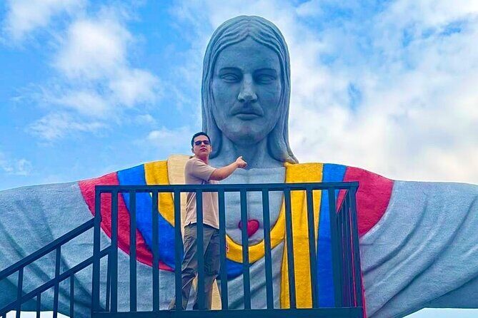 Commune 13 art and color - Final Thoughts: Why Choose This Tour?