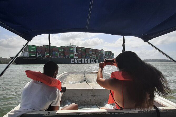 Day Tour at Panama Canal from Ocean to Ocean - Second Stop: Lake Gatun Boat Tour & Wildlife Watching