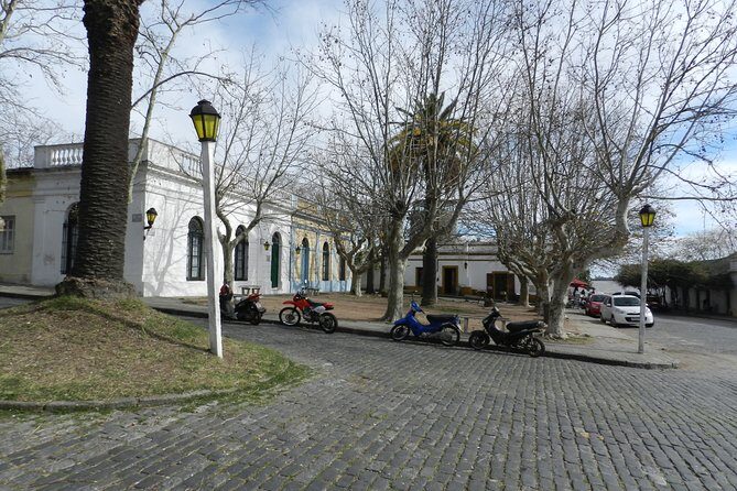Day Trip to Colonia from Montevideo - Authentic Experiences and Honest Observations