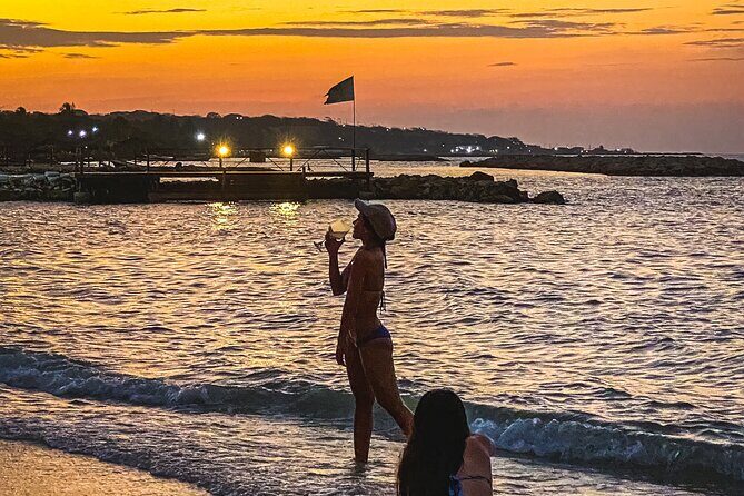 Golden Hours Cartagena : Sunset Boat Ride, Open Bar & Island Party - The Value of the Tour