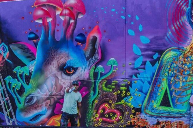 Graffiti Tour | Commune 13 guided by locals - An In-Depth Look at the Graffiti Tour in Comuna 13