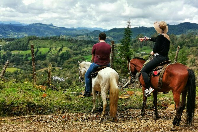 Guatape & Horse Ride & El Peñol Rock & Quaint Town From Medellin - Why This Tour Stands Out