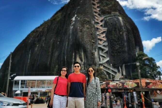 Guatape Town & Comuna 13 & El Peñol Rock Tour: All in One Day - Climbing El Peñol: A Breathtaking Ascent and View