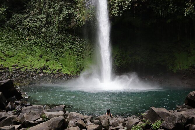 Hanging Bridges, Waterfall, Volcano Hike and Tabacon Hot Springs - FAQs