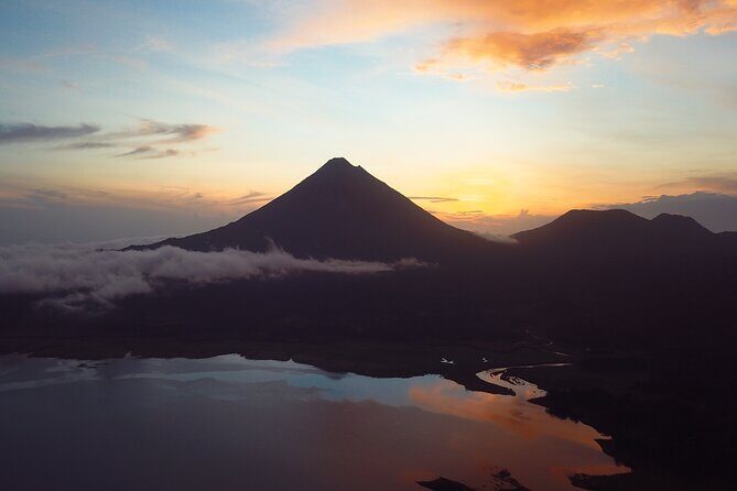 Kayak or Paddleboard Rental in Lake Arenal- Transp not included - The Value of This Experience