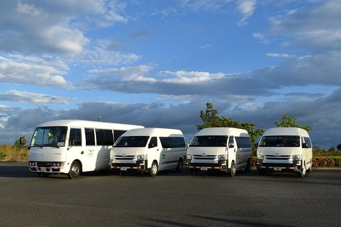 Liberia Airpot (LIR) to Riu Palace / Guanacaste (Roundtrip) - Who will love this service?