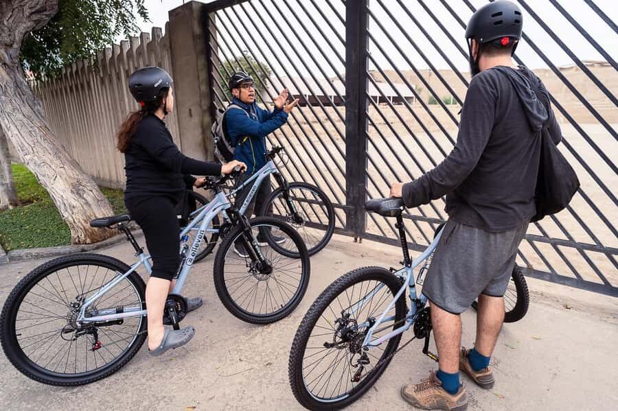 Lima: City biking - Authentic Experiences and Practicalities