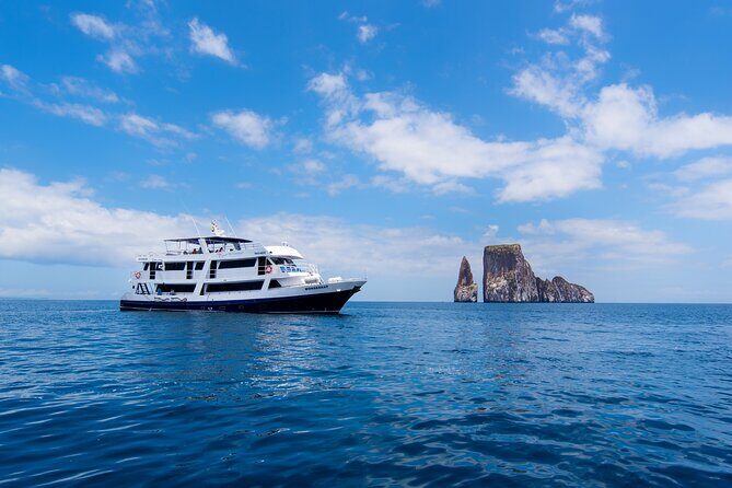 MONSERRAT GALAPAGOS YACHT ITINERARY A 5 Day Itinerary - The Sum Up: Who Should Consider This Tour?