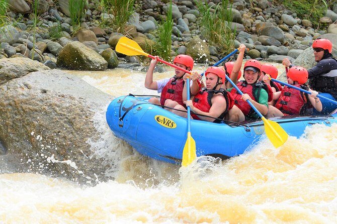 Naranjo River White Rafting Clas III-IV from Manuel Antonio - The Sum Up