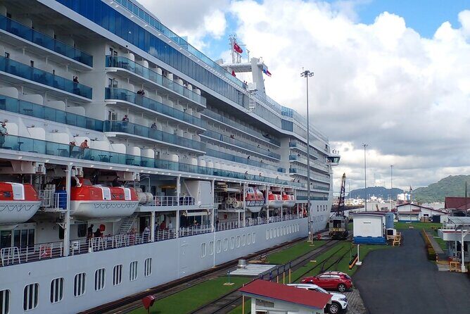 Panama Canal and Historic City Guided PRIVATE Tour - What the Reviews Say