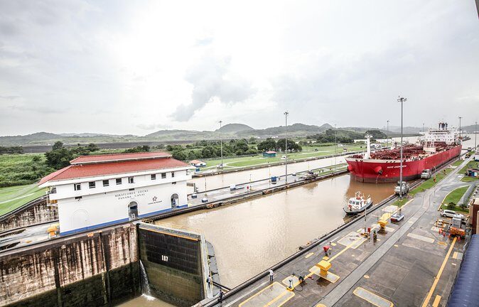 Panama Canal Partial Transit - Who Will Appreciate This Tour?