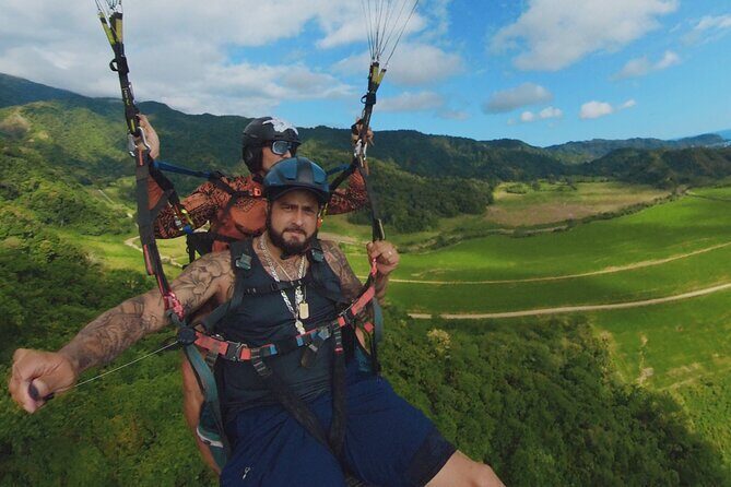 Paragliding Flight Las Terrazas 900 ft minimum guaranteed. - In-Depth Review of the Paragliding Experience