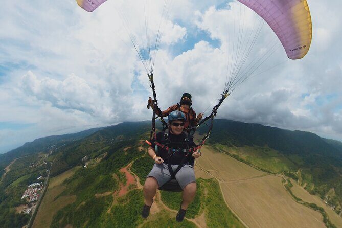 Paragliding tandem flight 1.500 ft & up - Authentic Experiences Based on Real Reviews