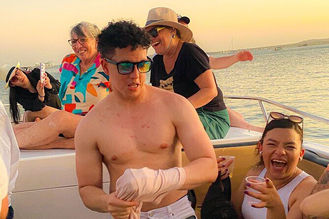 Party Boat in Cartagena Bay with Nightclub Ticket - The Good and the Not-So-Good