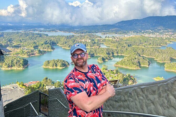 PREMIUM Guatapé Tour: Rock, Luxury boat ride, Meals & Llamas - Who Would Love This Tour?