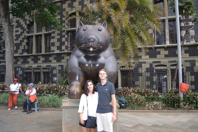 Private City Tour in Medellin: An off-the-beaten-path Experience - Detailed Breakdown of the Itinerary