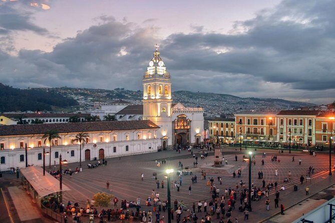 Private Quito City Tour+Teleferico+Mitad del Mundo with entrances - Exploring Quito in Depth: A Complete Tour Breakdown