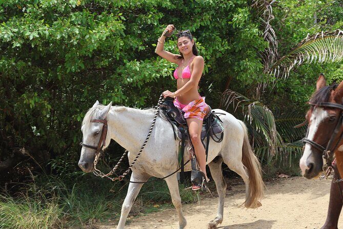 Roatan Combo Horseback Ride with Zip Line Wildlife and Snorkel - A Deep Dive into the Roatan Combo Tour