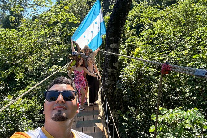 Roatan Private Excursion Monkey & Sloth, City Tour & Beach Break - Who Will Love This Tour?