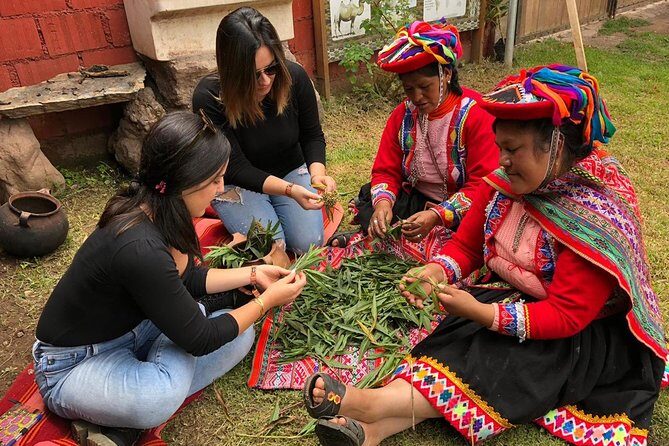Sacred Valley Textile Workshop Dyeing & Weaving in Cusco - The Value and Real Experience