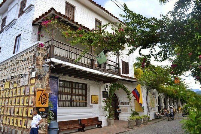 Santa Fe de Antioquia & Colonial Bridge Private Bilingual Guide - The Itinerary in Detail