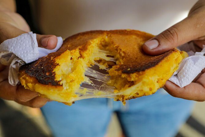 Street Food Tour with a local Foodie in Cartagena - Exploring Cartagena’s Street Food: A Deep Dive