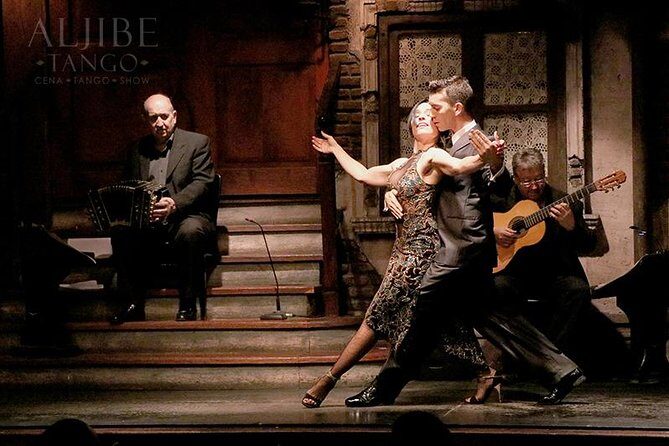 Tango Dinner-Show at El Aljibe with Optional Classic Bus Transfer - Authenticity and Value