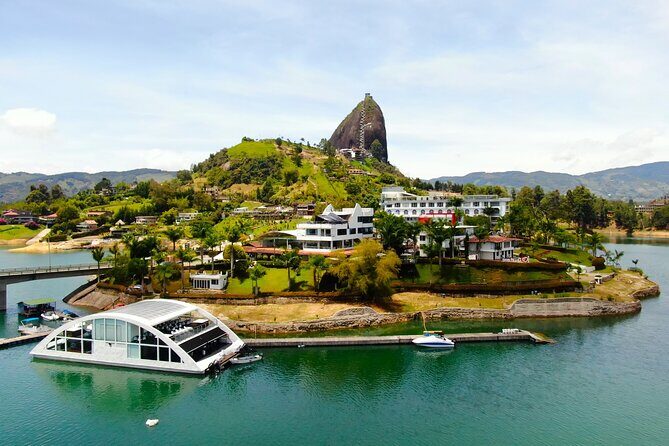 The best private tour to Guatapé and Helicopter ride + Guatapé's rock +Boat ride - Why This Tour Stands Out