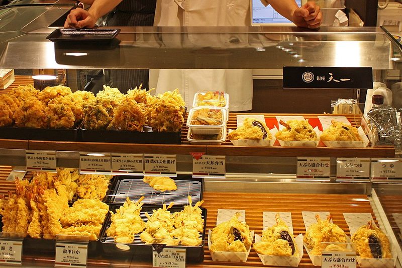 Tempura for sale at the depachika (food hall) in the basement of Isetan, a department store in Shinjuku, Tokyo.