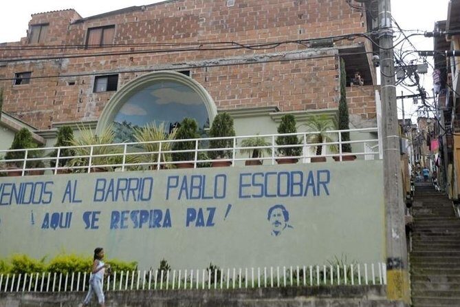 Tour Of Pablo Escobar - Why This Tour is Worth It