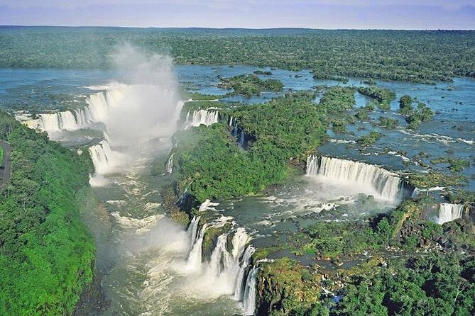 Tour to Iguassu Falls Brazilian side - A Closer Look at the Iguassu Falls Brazilian Side Tour