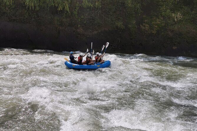 White Water Rafting Manuel Antonio Quepos Savegre River - An In-Depth Look at the White Water Rafting Experience