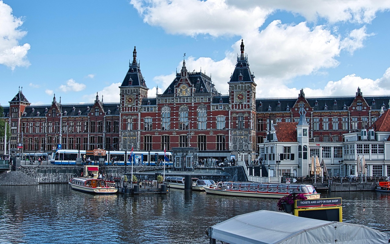 Amsterdam Centraal Station facade with its distinctive architectural features